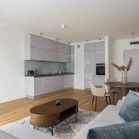 Apartment Wilanow Branickiego Deluxe Warsaw