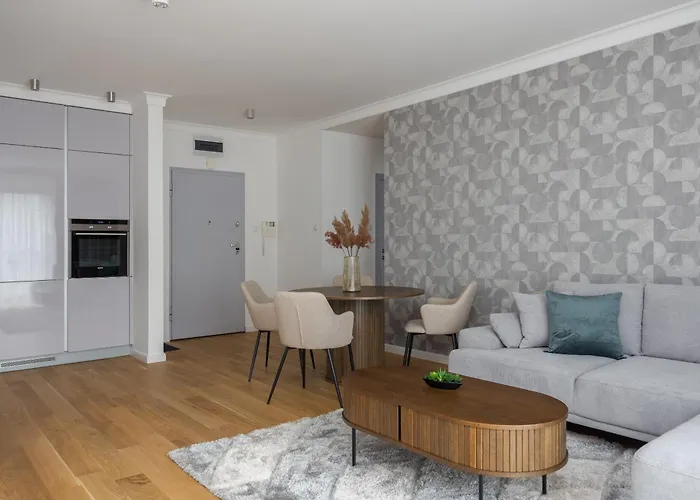 Wilanow Branickiego Deluxe 华沙