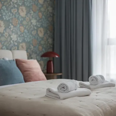 Wilanow Branickiego Deluxe Апартаменты *